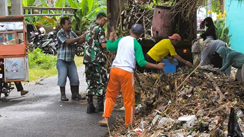 Jelang Penilaian Adipura Pemkab Selayar Galakkan Kerja Bakti