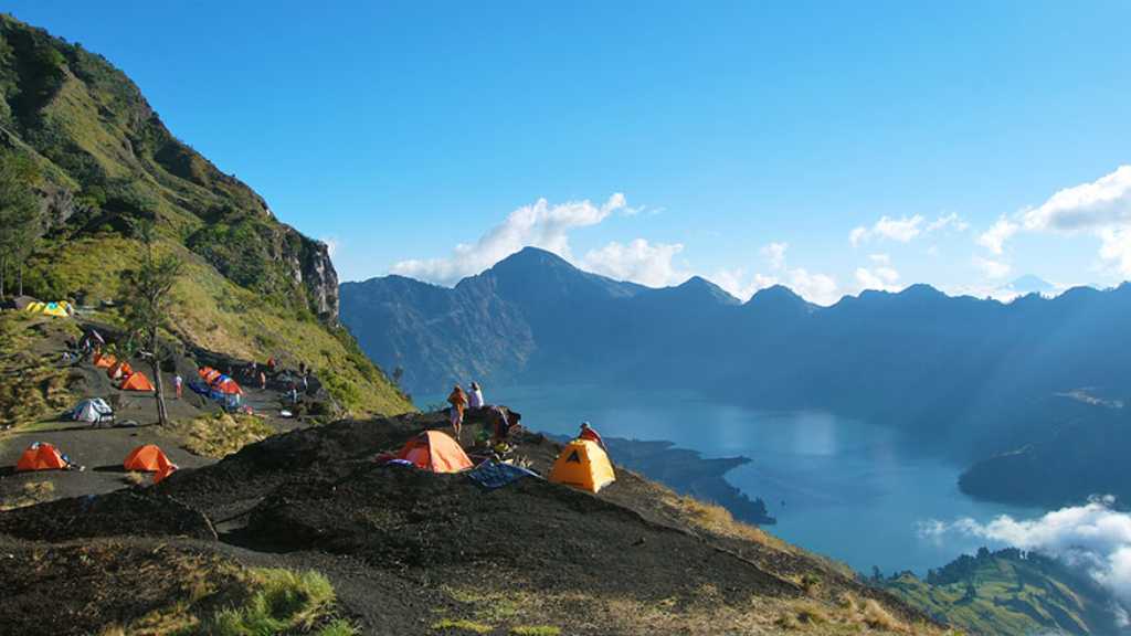 Balai Taman Nasional Gunung Rinjani Tegaskan Tak Ada ...