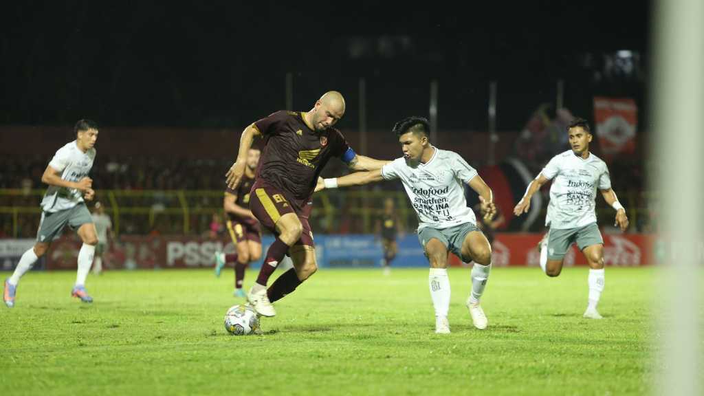 Аякс Уэнсдей. Хато Аякс. Классен Аякс. Ajax Petropolis.